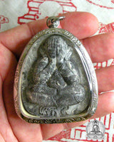 Grosse amulette du Bouddha Phra Pidta - Wat Khao Lem # 131 - Magic of the Buddha