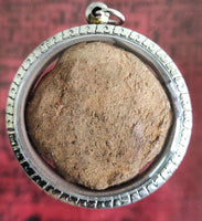 Amulettes protectrices fleurs Lanna - Wat Loï Kroh. # 147 - Magic of the Buddha