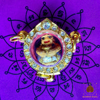 Amulette bille Look Aum Khuman Thong peinte à la main – Wat Païlom (début années 2000) # 718