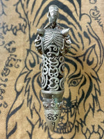 Amulette d'invulnérabilité dent de Tigre - Vénérable LP Uean. # 415