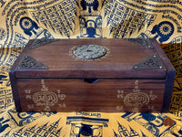 Boîte rituelle de recharge et protection pour amulettes – Yant Mahamongkhön et Yant Gao Yot # 809 Magic of the Buddha