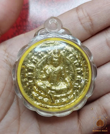 Précieuse amulette de fortune Jatukham Rammathep dorée - Wat Phra Mahathat Woramahawihan # 853 Magic of the Buddha