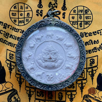 Grande amulette émaillée Jatukham Rammathep neuf visages grande fortune et richesses - Wat Ai Khiaow # 768