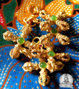 Joli petit pendentif dorje du temple du dragon d'or (Wat Manghön Thong). # 35