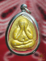 Amulette ancienne dorée de Phra Pidta et Phra Rahu – Nord de la Thaïlande # 886