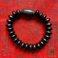 Chapelet de poignet Look Phrakham en bois de tamarinier – Luang Phor Mahasilla Sirijanto # 656