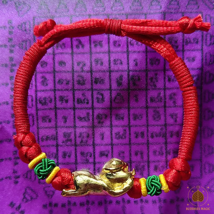 Bracelet de charme cochon doré de Yue Lao – Wat Wang Tah Sian, Hong Kong # 891 Magic of the Buddha