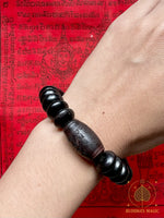 Chapelet de poignet Look Phrakham en bois de tamarinier – Luang Phor Mahasilla Sirijanto # 656