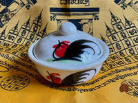 Perles reliques Sarira ambrées et pierre sacrée Hin Phra Siwali en reliquaire céramique de Lampang # 724