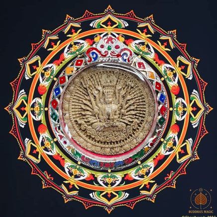 Amulette chinoise de Chenrezi à mille bras # 844 Magic of the Buddha