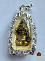 Amulette Doraemon Phra Kling Meow Kwak Sub Rub Look Diaow – Vénérable Phrakru Pithi Téwa Phiset # 699