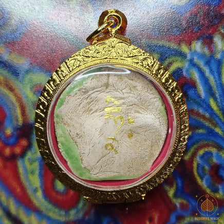 Amulette en céramique de Guan Yin à mille bras Namgyalma - Wat Boman Khunaram # 843 Magic of the Buddha