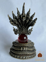 Statuette du Roi des Nâgas à sept têtes en bronze avec bille de cristal des nâgas rouge # 669