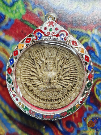 Amulette chinoise de Chenrezi à mille bras # 844 Magic of the Buddha