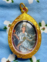Pendentif ancien double face de la Bodhisattva Guan Yin # 562 Magic of the Buddha