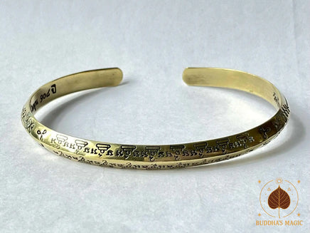 Bracelet Impérial Kamlai Jakkraphat – Mahachok Mahalap du Très Vénérable Luang Phor Moon. # 668 Magic of the Buddha