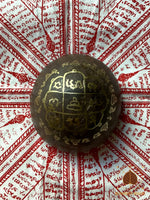 Grosses pépites de fer magique bleu Lek Namphi ornées de Yant # 662