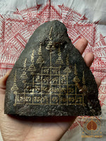 Grosses pépites de fer magique bleu Lek Namphi ornées de Yant # 662