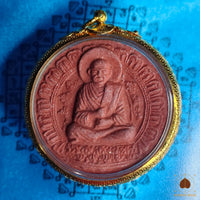 Grande amulette rouge de Luang Phor Toh avec Dharmachakra # 887