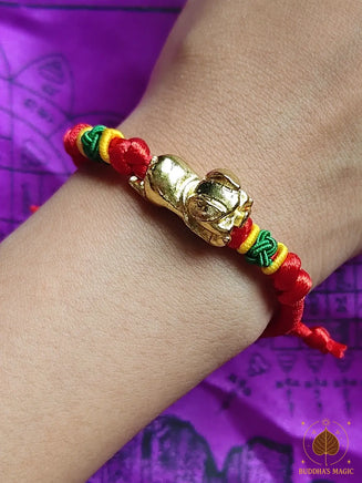 Bracelet de charme cochon doré de Yue Lao – Wat Wang Tah Sian, Hong Kong # 891 Magic of the Buddha