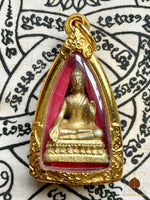 Phra Kling amulet of the Buddha in the teaching mudra – Wat Sri Sathong (late 1990s) # 616