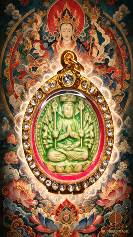 Amulette en céramique de Guan Yin à mille bras Namgyalma - Wat Boman Khunaram # 843 Magic of the Buddha