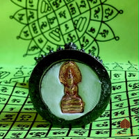 Statuette du Roi des Nâgas à sept têtes en bronze avec bille de cristal des nâgas rouge # 669