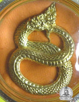 Amulette dorée Nâgas - Wat Barn Moh (Temple du Très Vénérable LP Sangha). # 116