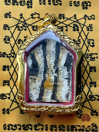 Phra Khunphaen Phong Praï Khuman Phraya Suea Krong Première édition couleur peau de tigre – Luang Phor Thiang Paphangkaro (2015) # 775 Magic of the Buddha