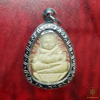 Amulette de fortune Phra Sanghajai - Vénérable Luang Phor Suriyan Kosapanyo du Wat Pa Wang Nam Yen # 870