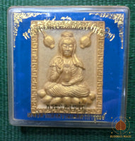 🪷 Tablette votive de Guan Yin – Wat Manghon Kamalawat (2005) # 759