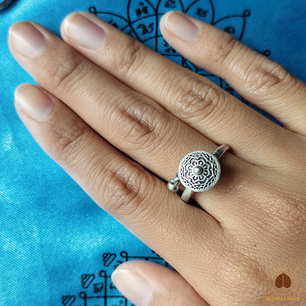 ☸️ Bagues fantaisies "moulin à prière tibétain" – trois modèles disponibles # 816 Magic of the Buddha