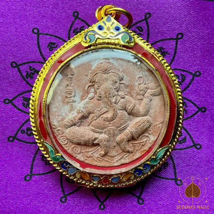 Amulette Phra Pikanet et Bouddha debout Luang Phor Yai – Phra Pathom Chedi # 773 Magic of the Buddha