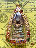 Amulette thaï ancienne du Bouddha en méditation – Bronze et or – XIXe siècle # 818 Magic of the Buddha