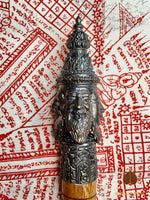 Puissante baguette de consécration Mae Kru Phra Phrom alchimique - Très Vénérable Pothan Phong #686