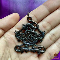 Talisman de charme aux neuf gecko entrelacés - Très Vénérable Luang Pu Nya Than Thon Khantiko du Wat Ban Phap # 851 Magic of the Buddha