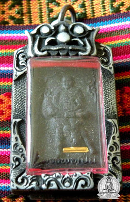 Rare et puissante amulette en Cintramani du Très Vénérable LP Pern. 