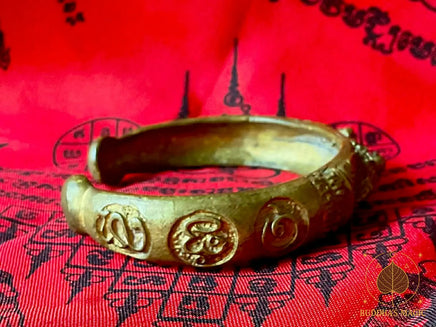 🔱 Bracelet sacré en bronze de Luang Phor Kliang Técha-Thammo – Wat Srithad # 791 Magic of the Buddha